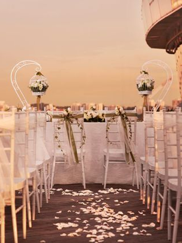 The Star Loft - Intimate & Romantic Outdoor Wedding Venue